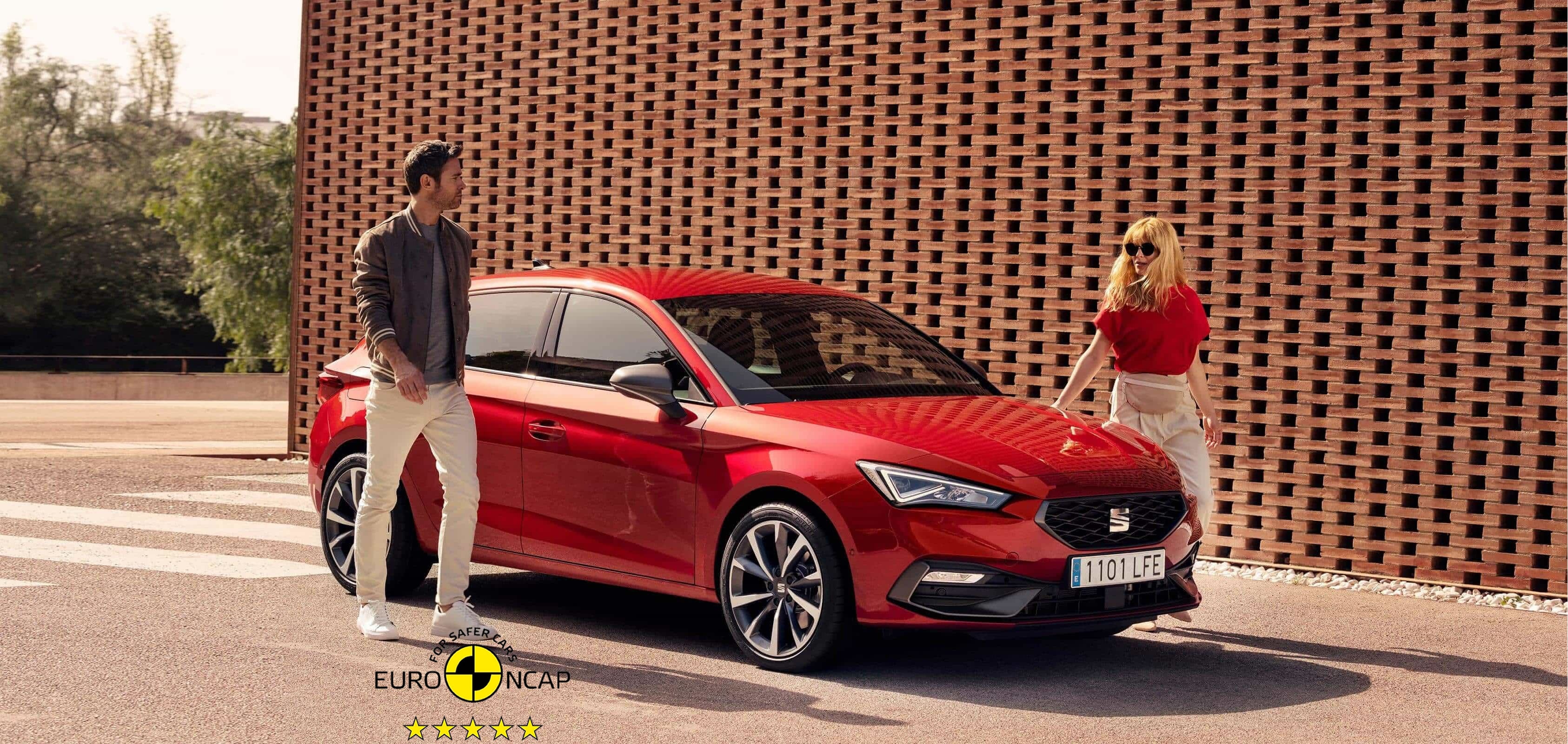 Nuova SEAT Leon vista frontale