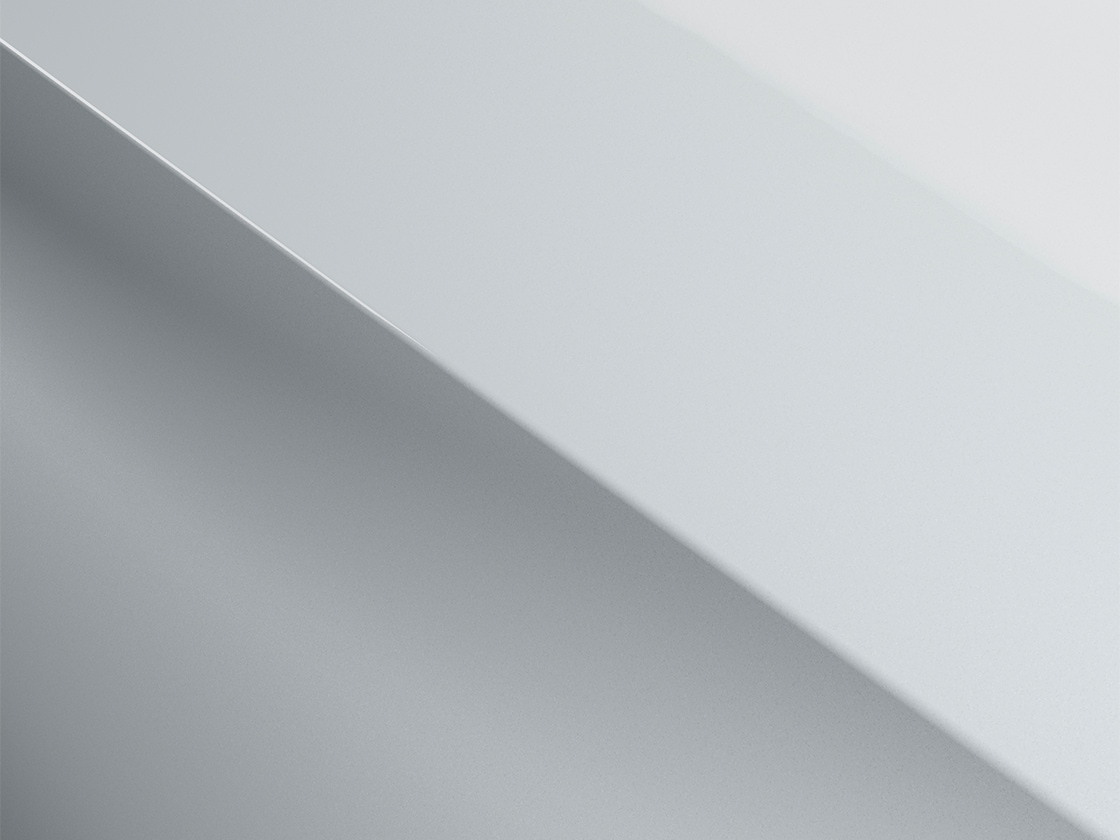 SEAT Arona nel colore Glacial White con finitura metallizzata, 2025