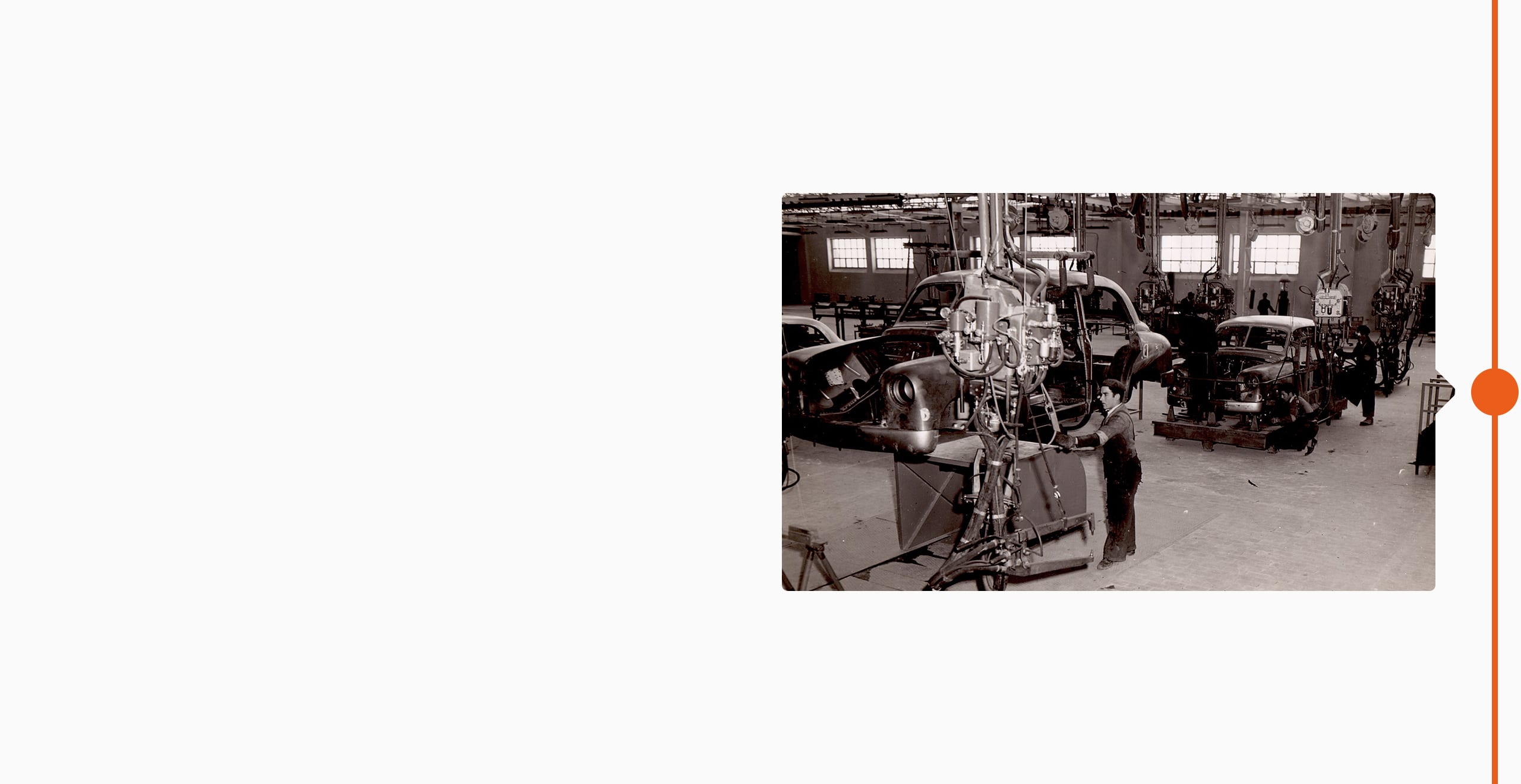 La storia del marchio SEAT: 1953, SEAT 1400 - Foto in bianco e nero dello stabilimento di Zona Franca